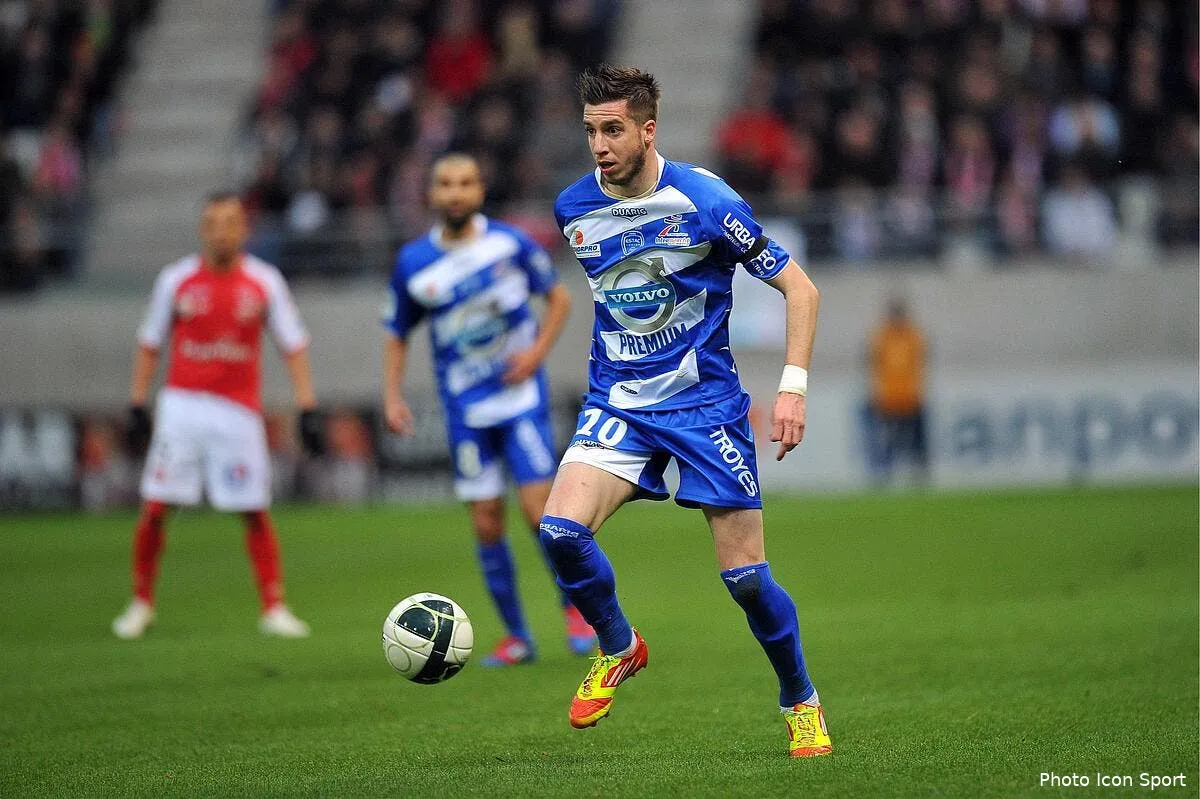 troyes en troisieme larron pour la l1 iconsport per 200412 05 2434594