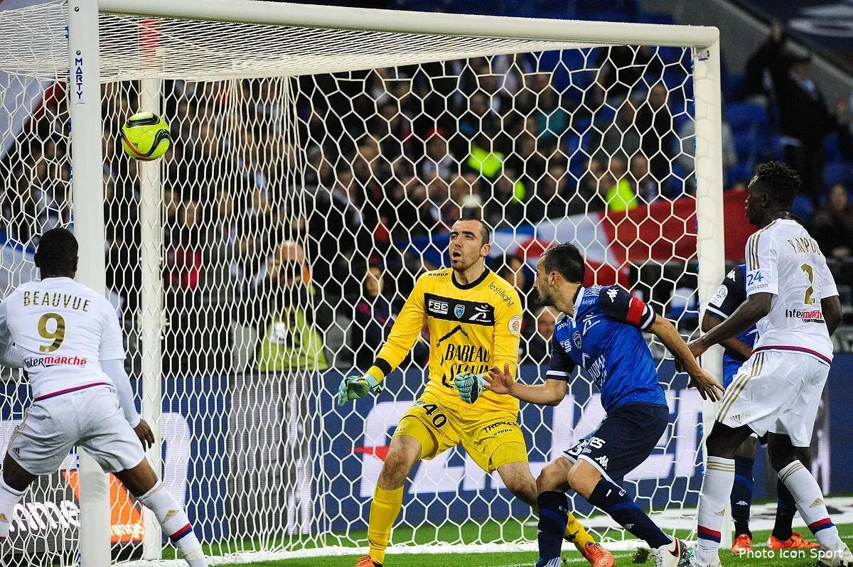 troyes juge l addition lyonnaise un peu severe iconsport jpt 090116 06 04130115