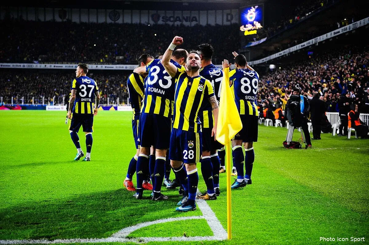 tur valbuena est vraiment devenu une star du foot en turquie iconsport icon spa 181217 01 17204497