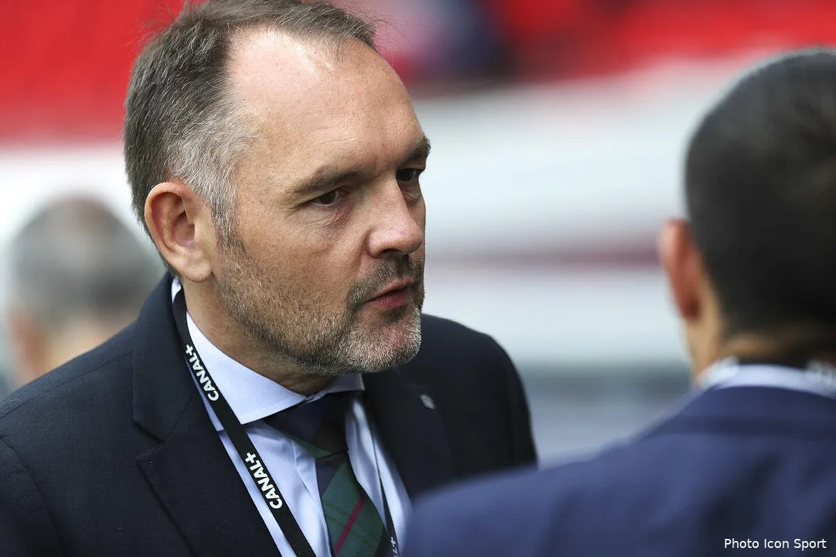 tv booba insulte stephane guy ce n est plus du foot circus icon fid 120818 08 144279173