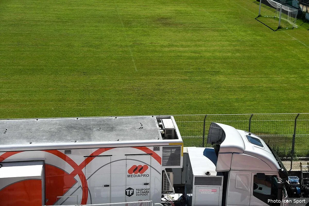 tv c est confirme la panne de telefoot etait historique icon adim 230820 30 135293073