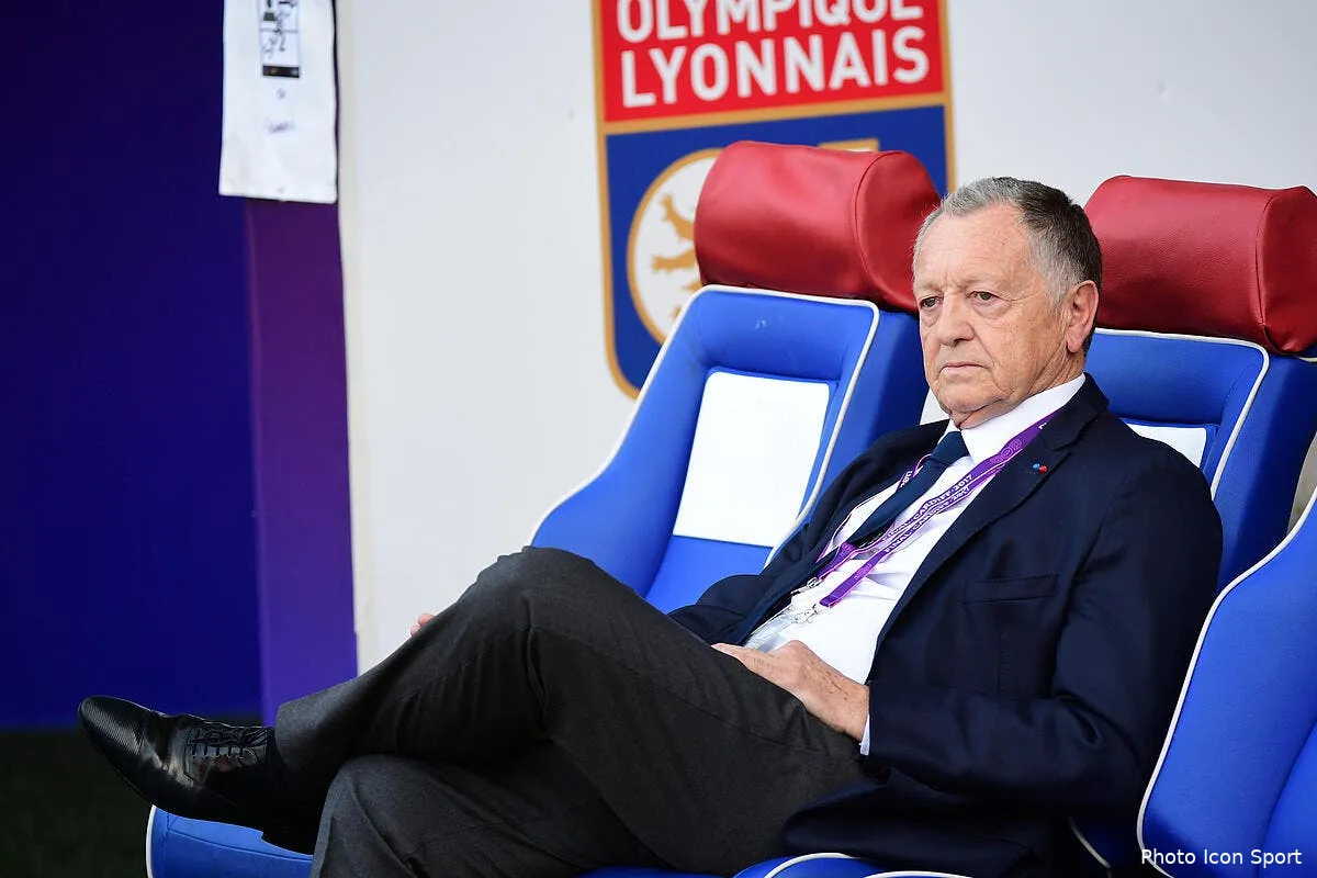 tv jean michel aulas declare la guerre a julien cazarre icon win 010617 01 7093246751