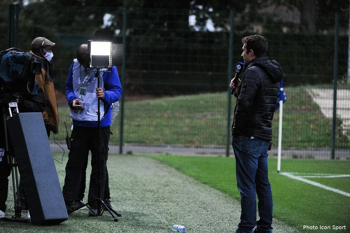 tv un accueil glacial pour telefoot dans les stades icon san 9788296793