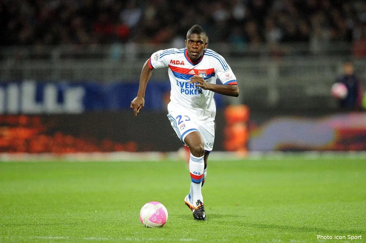 umtiti brandao me tire un peu le maillot mais bon iconsport jpt 070412 64 8433719