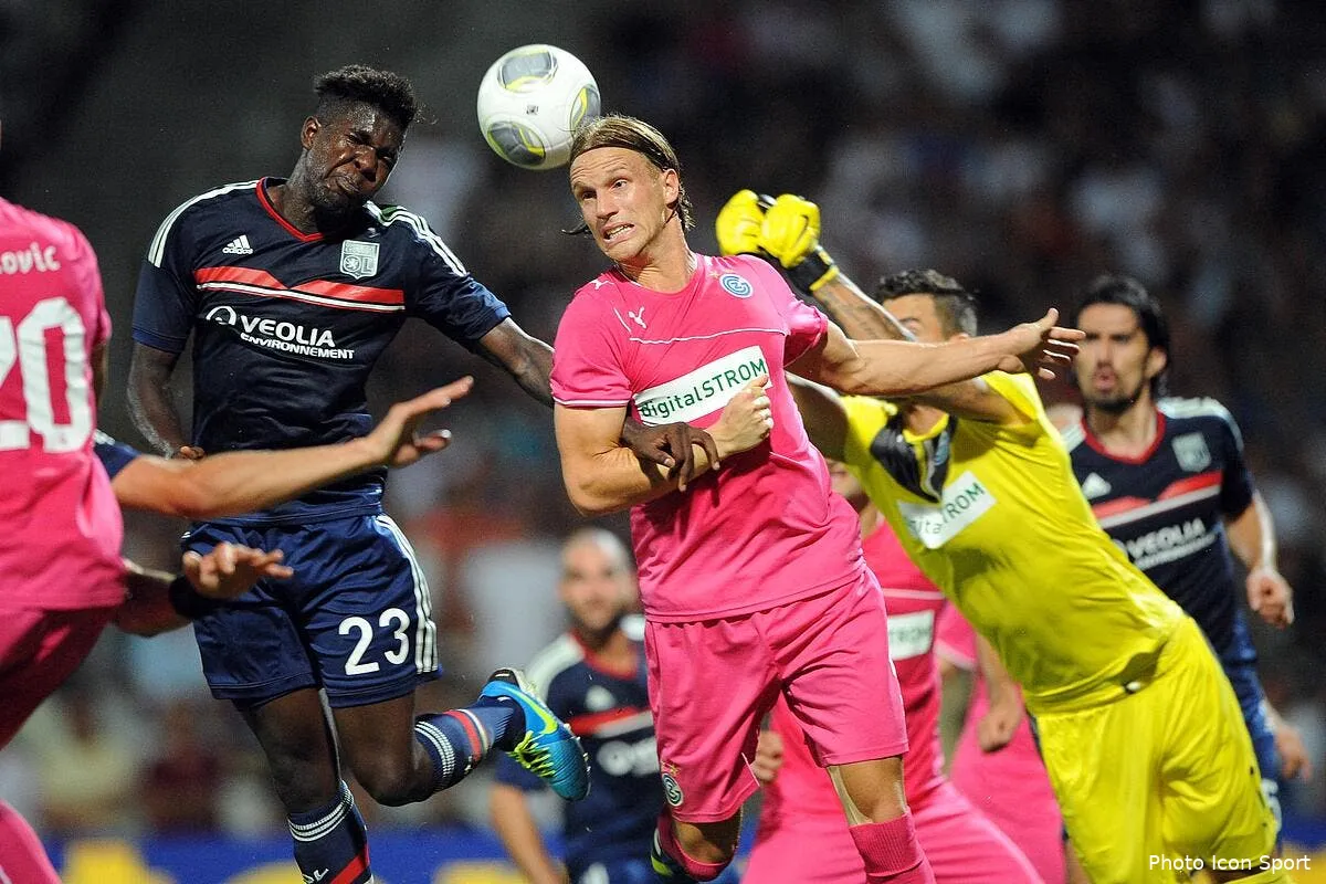 umtiti etonne des rumeurs a l ol iconsport jpt 300713 03 0164321