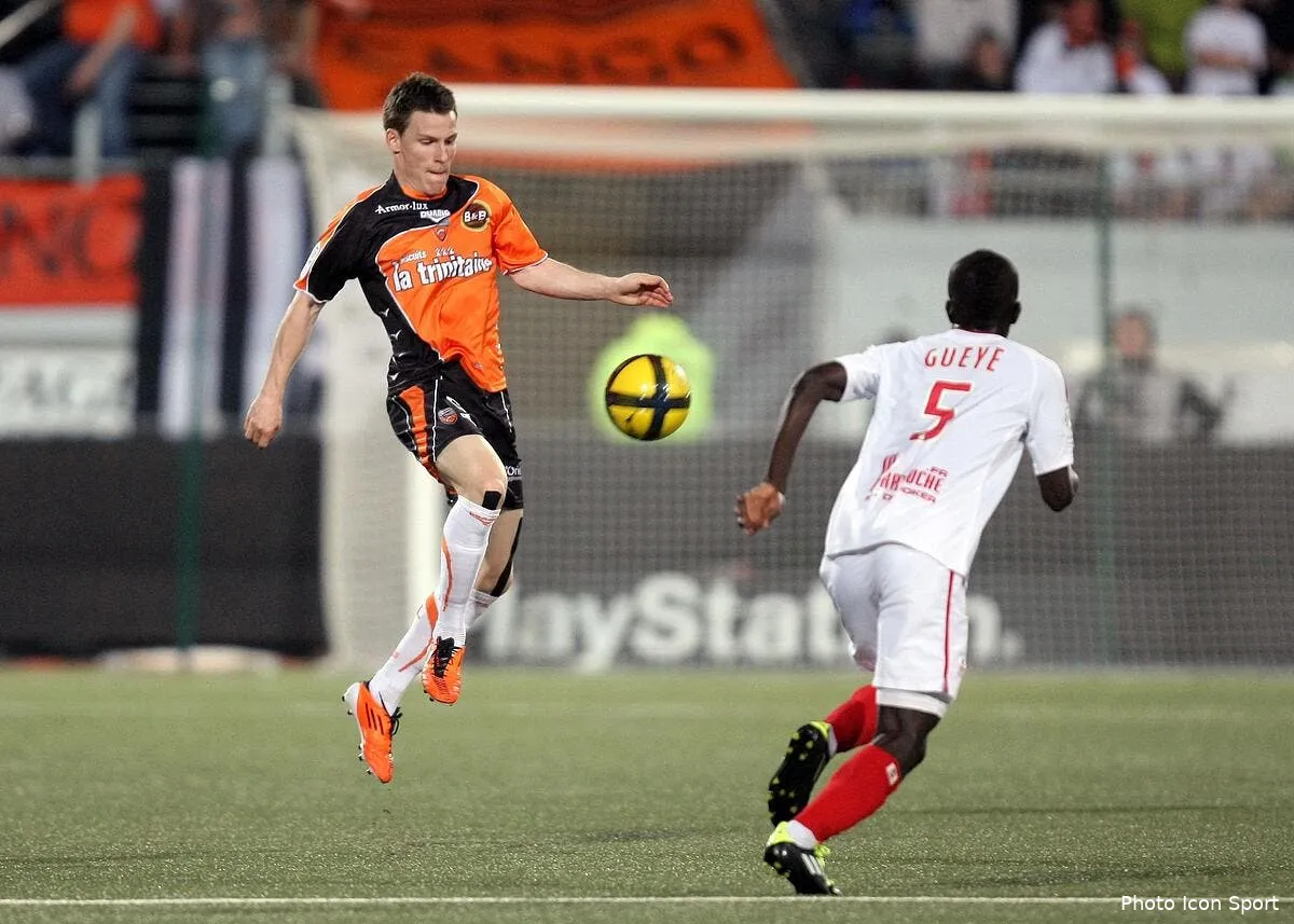 un accord trouve entre gameiro et valence iconsport ico240411 04818960