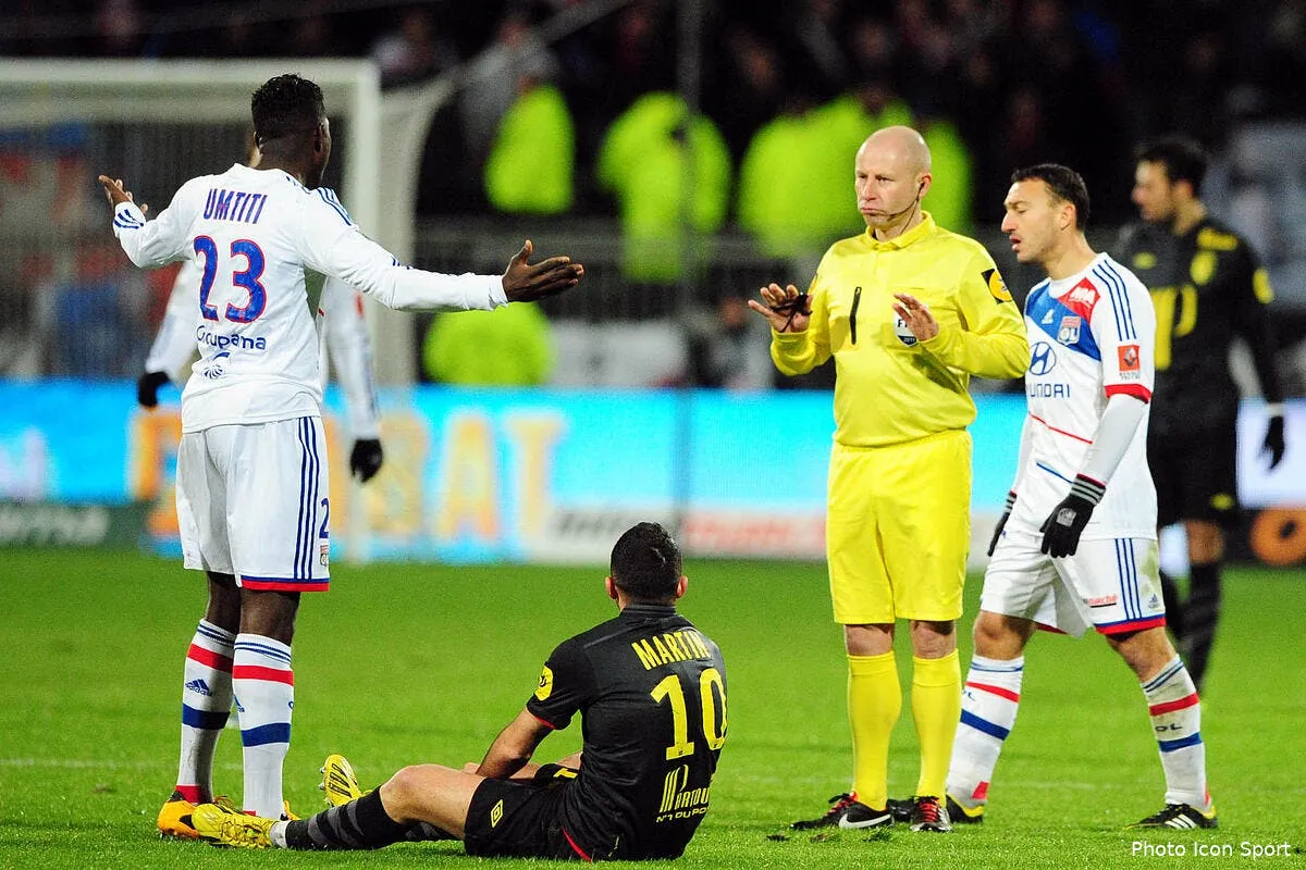 un arbitre maudit pour l ol dans le derby face a l asse iconsport jpt 100213 08 0355289