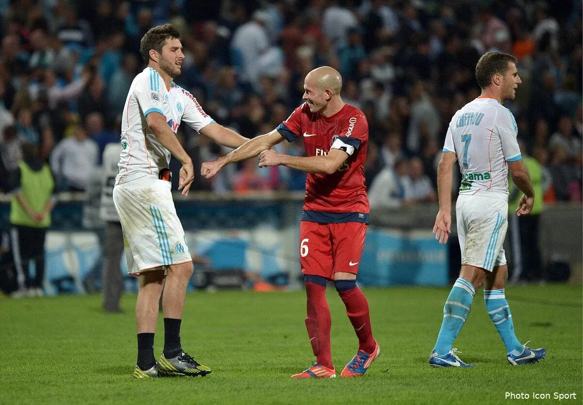 un big mac pour gignac apg rigole de la blague des fans du psg iconsport win 071012 90 10062777