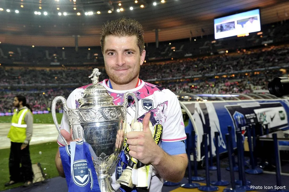 un cadre de bordeaux pret a s exiler en turquie iconsport noe 310513 06 5461039