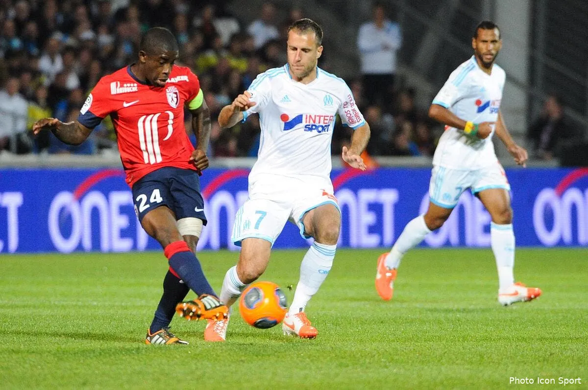 un cadre du losc se voit a l etranger iconsport pet 200414 01 0881503