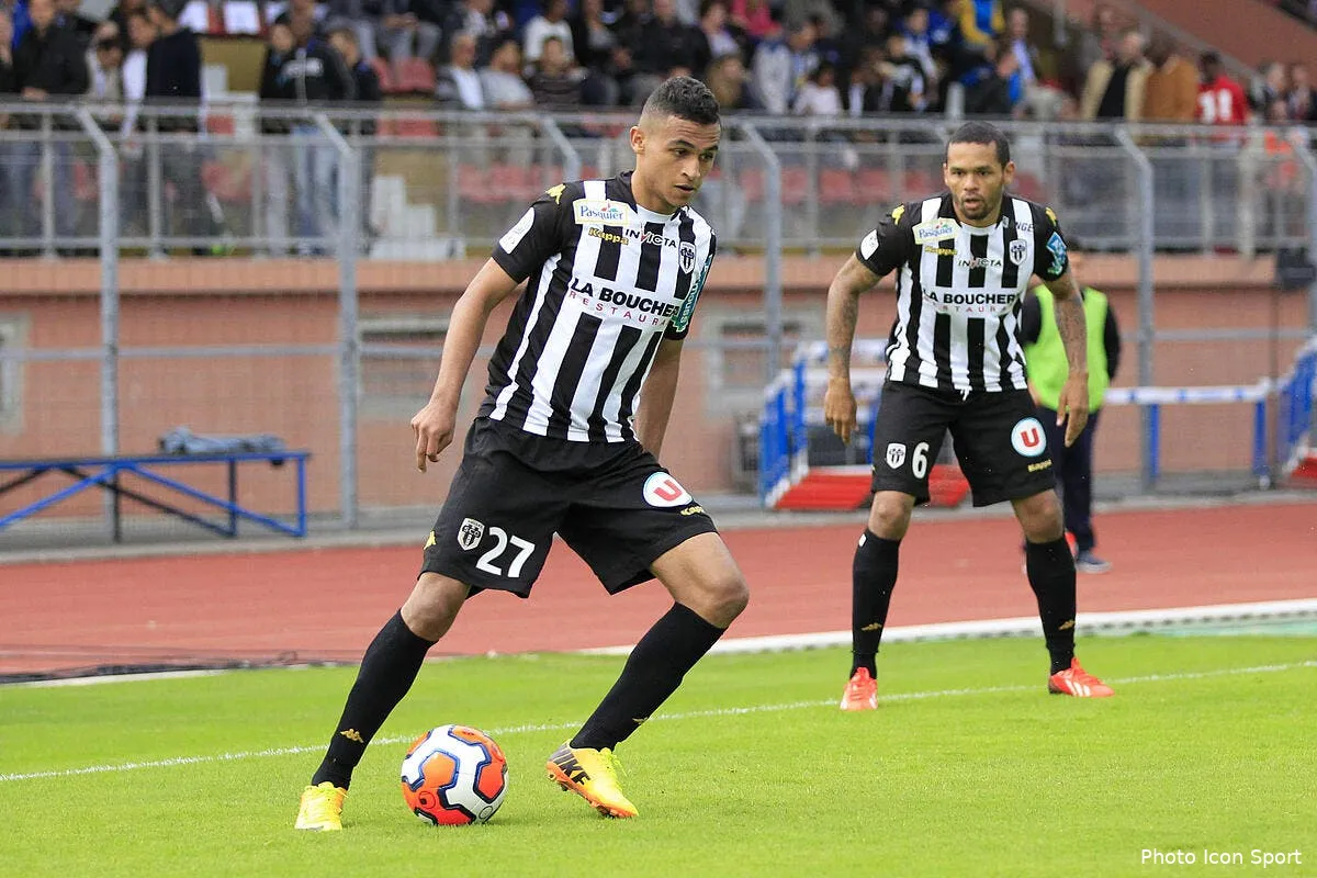 un club de l1 vient concurrencer l om pour boufal boufal 1100227