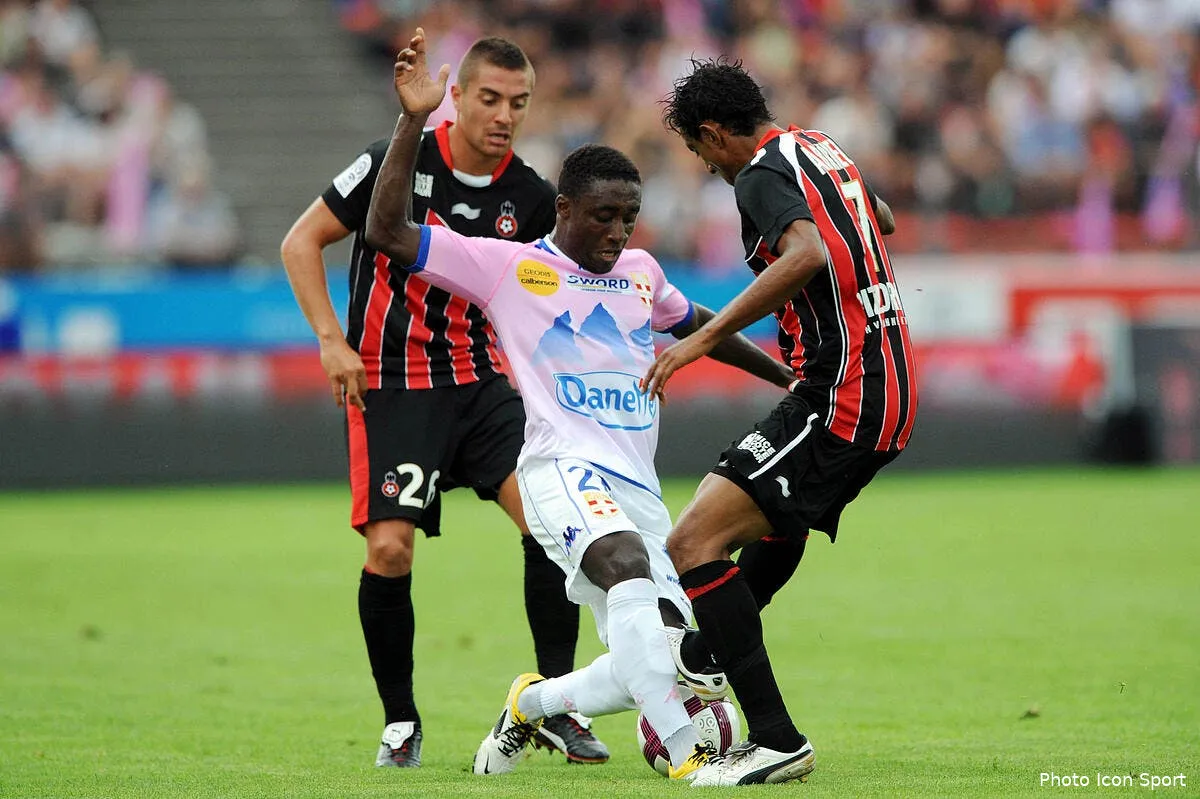 un coup dans l eau pour nice a evian iconsport jpt 140811 01 0223311