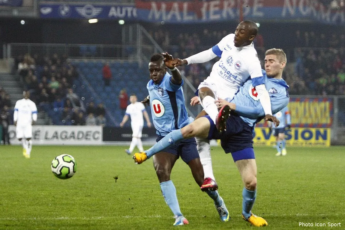 un derby sous la pluie qui iconsport bez 080413 01 0154161