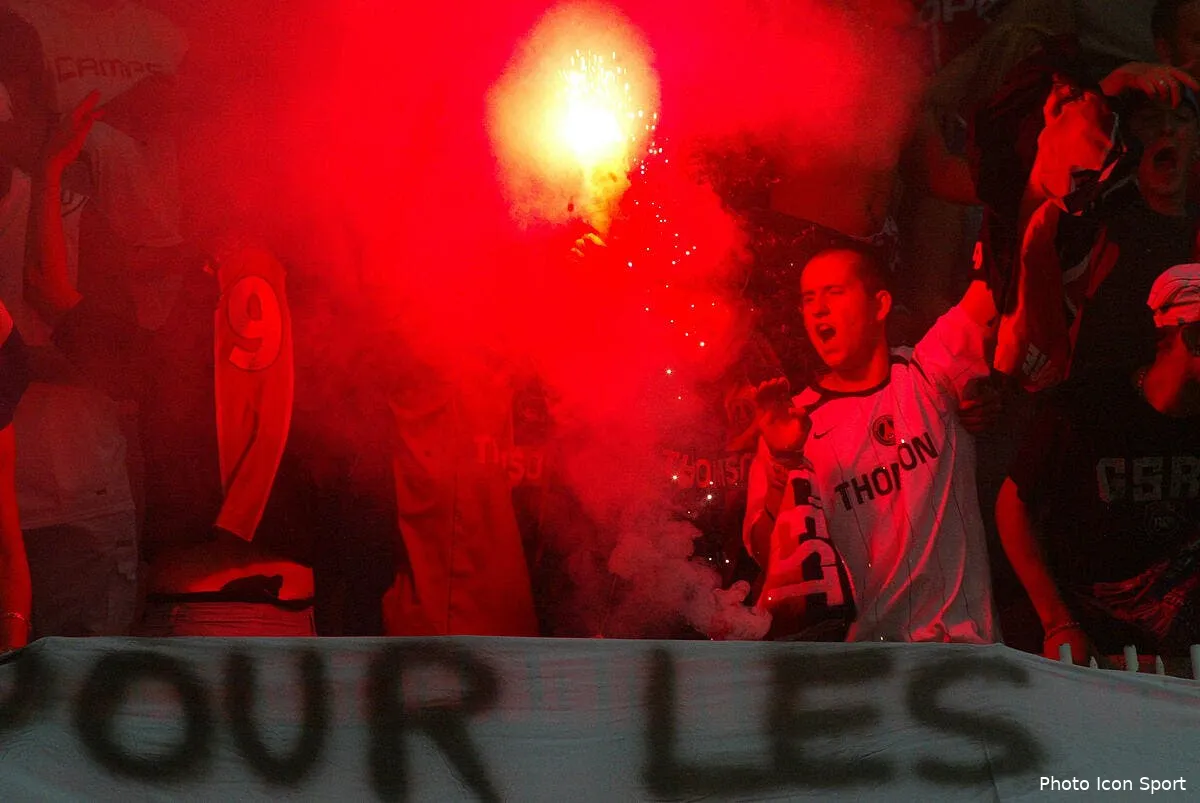 un fight entre ultras de nice et du psg evite de peu a antibes iconsport oap 270805 03 5231090