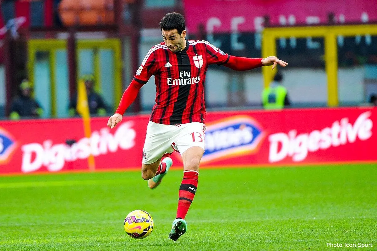 un international francais propose a l ol iconsport liv 220215 09 04111881