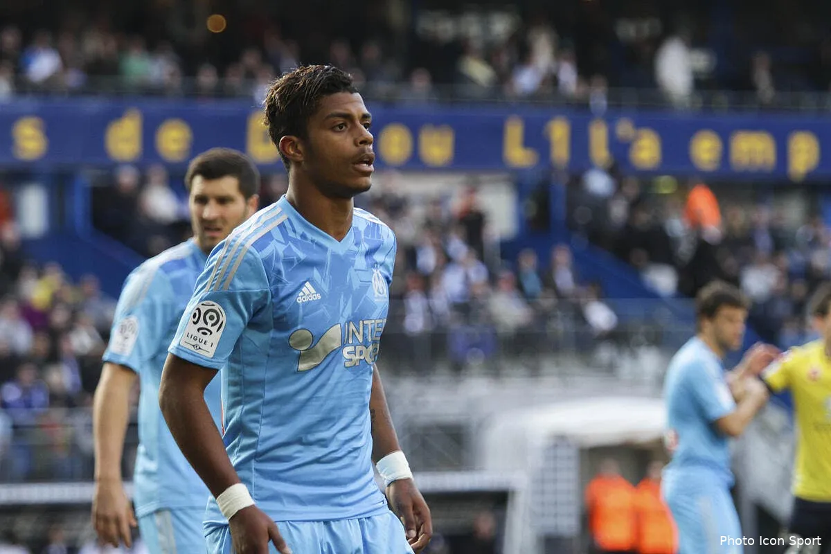 un joueur de l om braque chez lui en pleine nuit iconsport con 290314 07 0881903