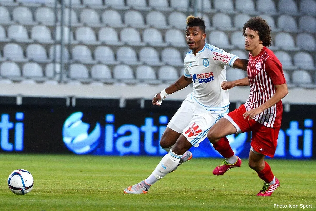 un joueur de l om en partance pour l angleterre iconsport pet 250715 01 03116753