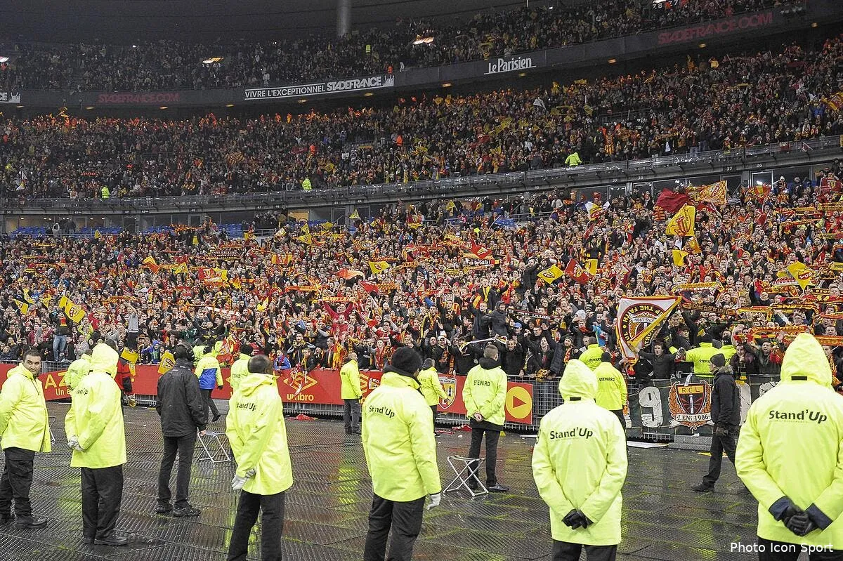 un joueur de lens s explique apres avoir parie contre son equipe iconsport fer 071214 02 1998773