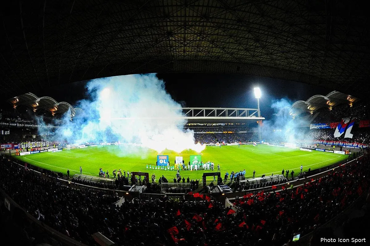 un match a huis clos partiel confirme pour gerland iconsport jpt 081115 01 09126551