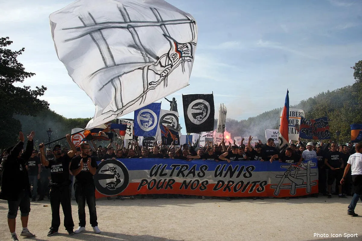un millier d ultras ont manifeste a montpellier iconsport guy 131012 08 1840941