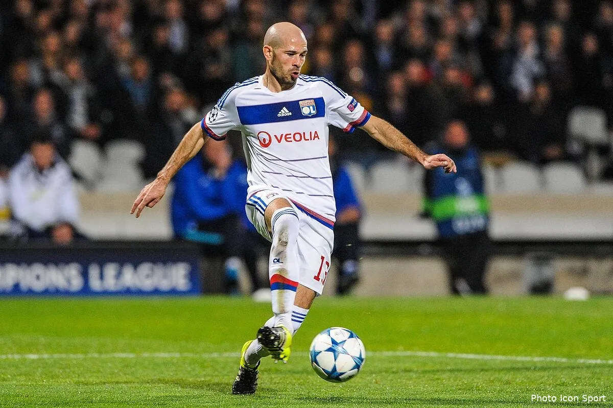 un nouveau blesse longue duree a l ol iconsport jpt 041115 10 19126221