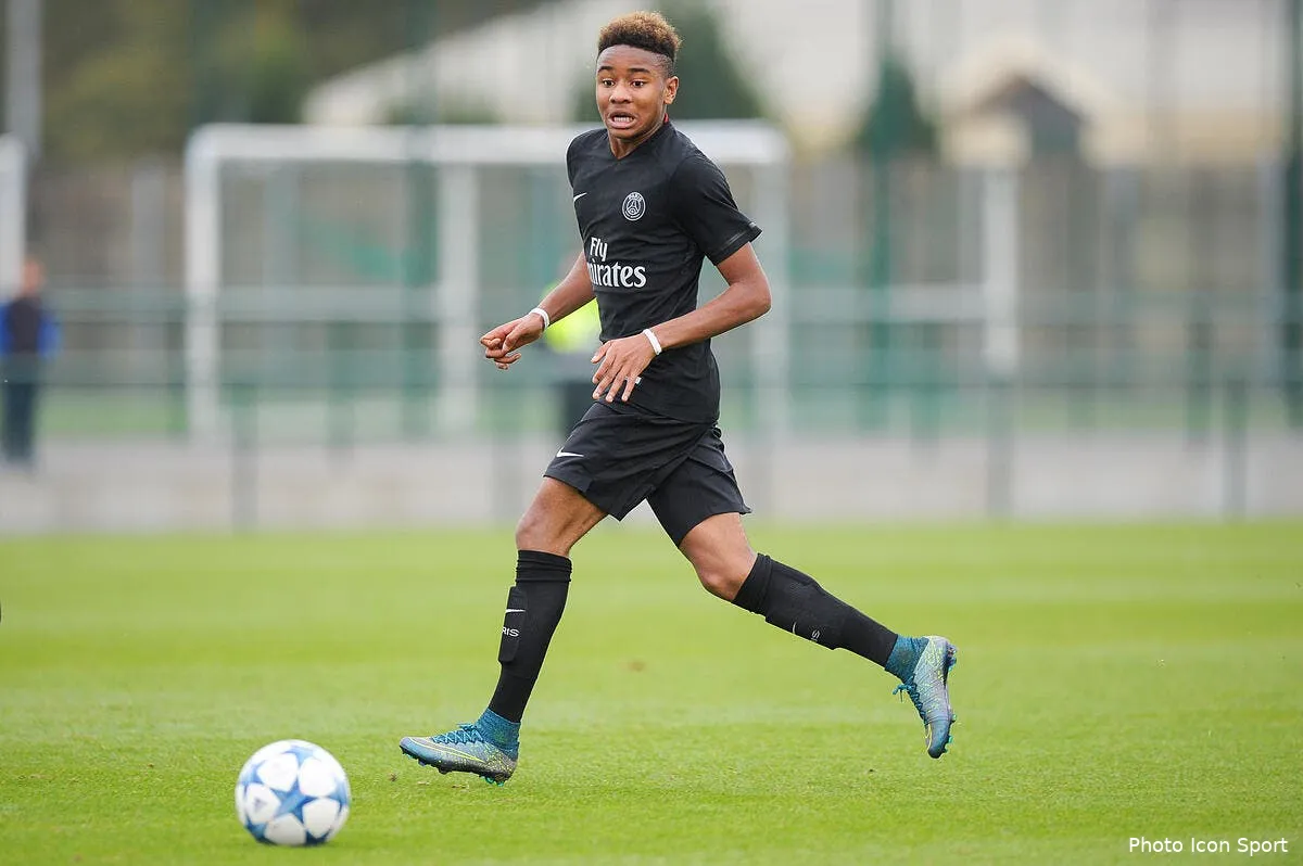 un nouveau jeune lance par le psg a nice iconsport fer 211015 10 22127109