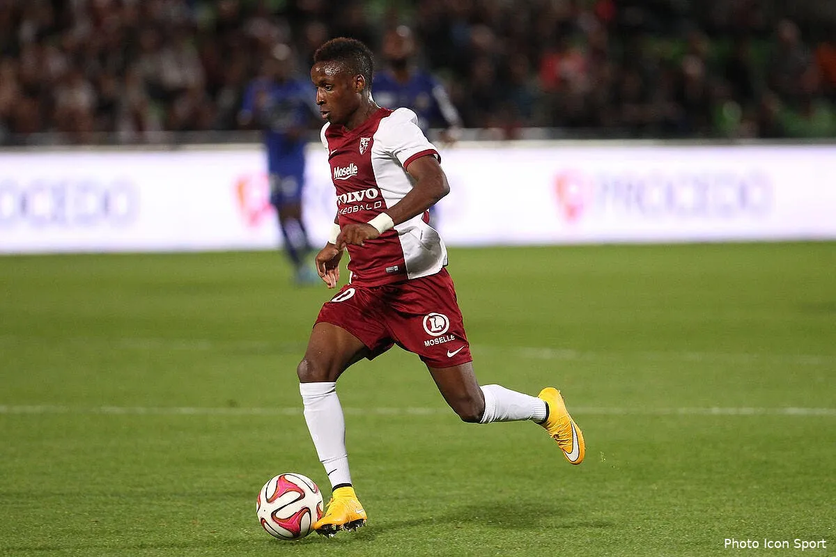 un renfort de l om salement lynche par luis fernandez iconsport mrv 200914 08 09115263