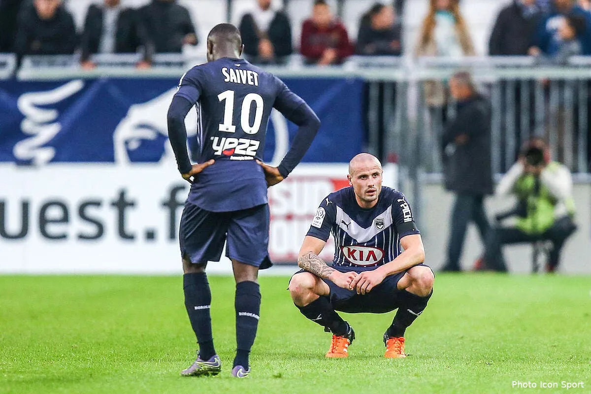 un supporter de bordeaux vend son abonnement sur le bon coin iconsport blo 181015 100 13123877