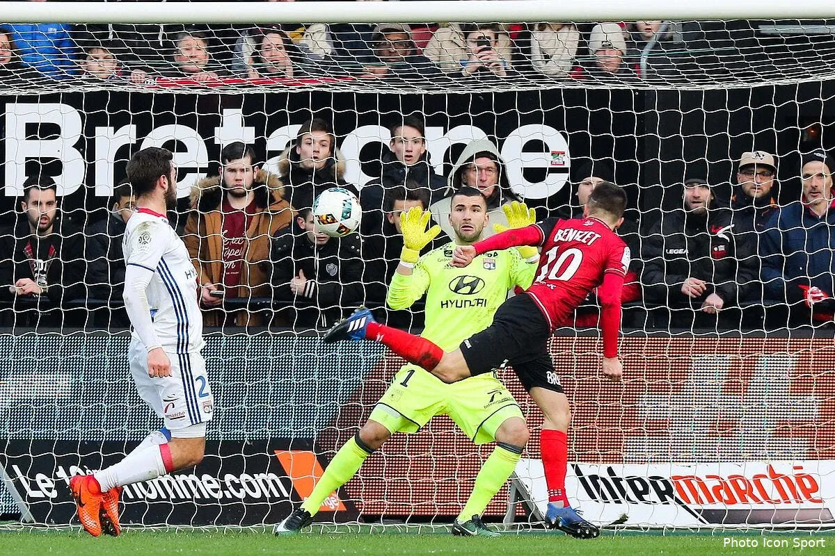 un trou de 4 minutes et l ol relance guingamp benezet 1170470