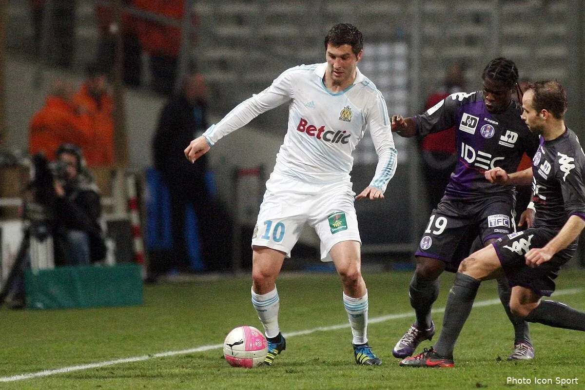 un tweet un peu embetant pour andre pierre gignac iconsport guy 030312 96 15 132593