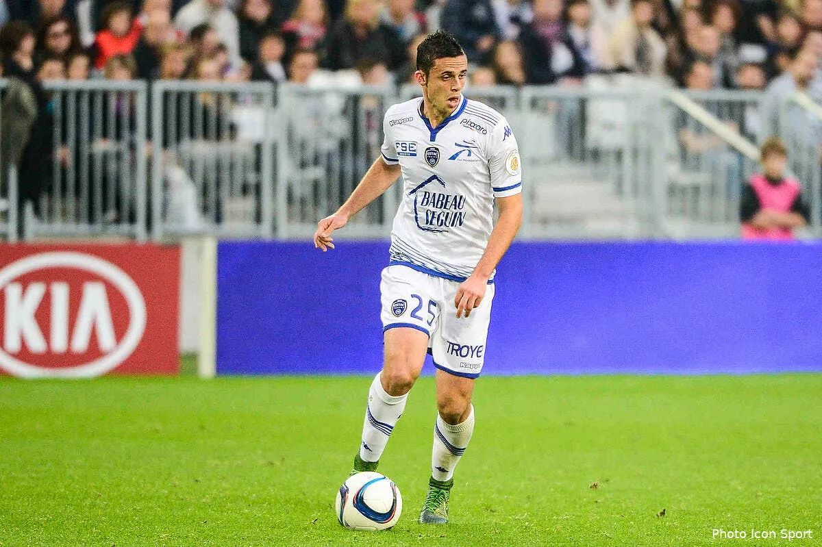 une 1ere victoire troyes en reve face a l ol iconsport blu 251015 10 16124283