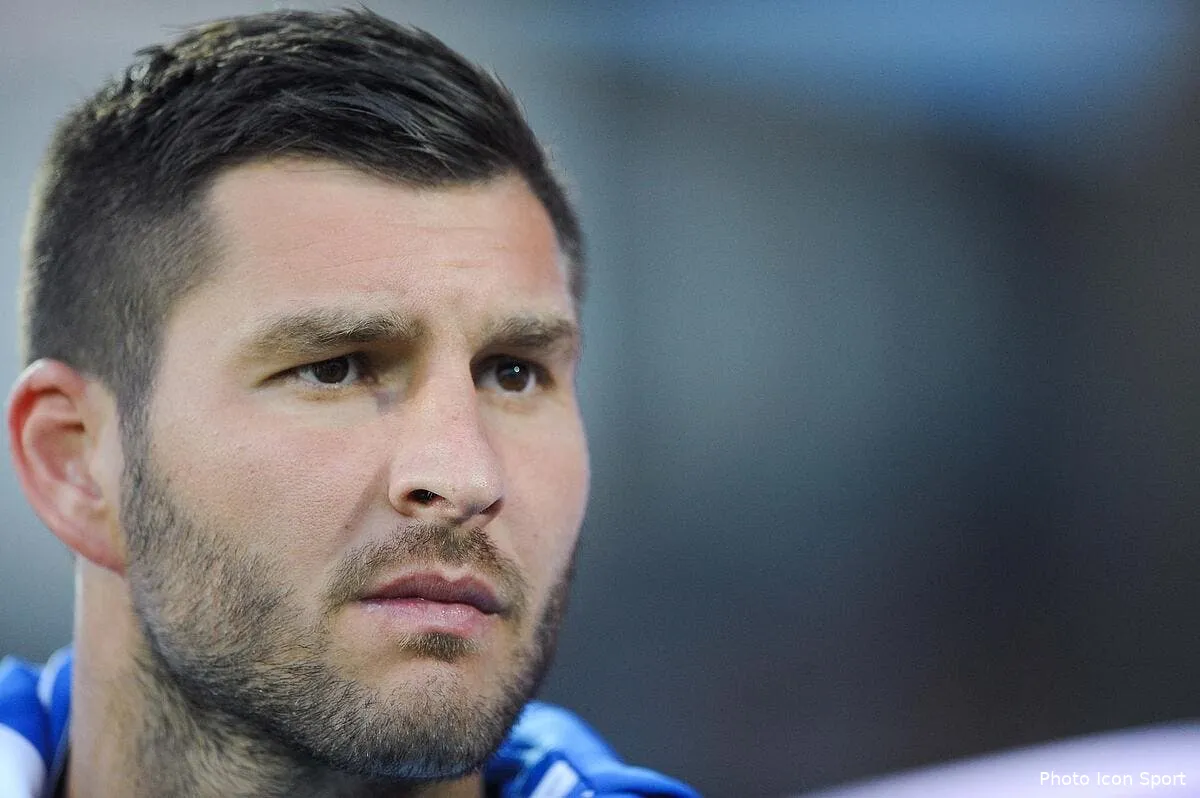 une ancienne star de l om fait redescendre gignac sur terre gignac 1094561