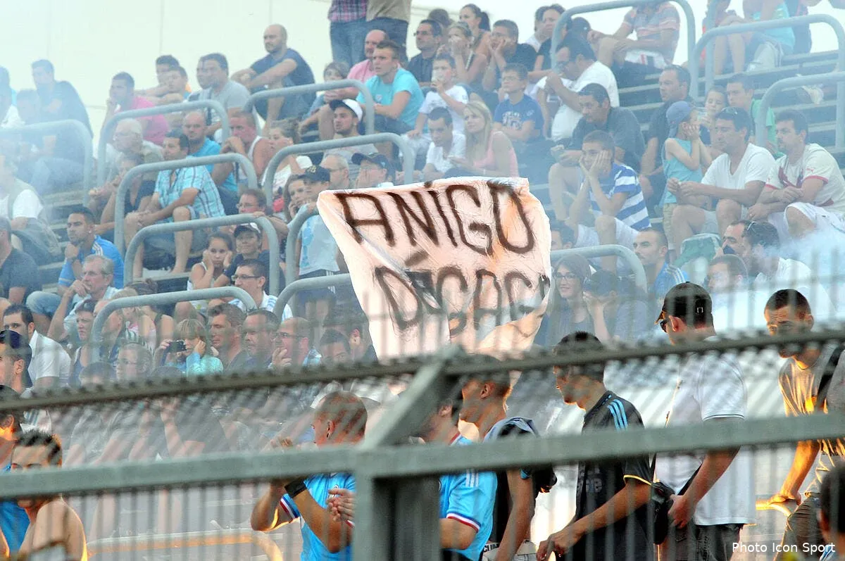 une banderole anti anigo a provoque des incidents lors d om va iconsport pet 200712 05 6450347