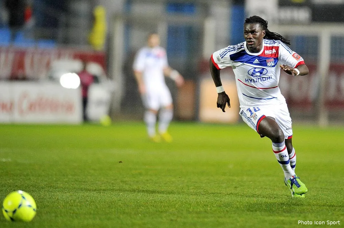 une bataille pour gomis qui peut rapporter 15me a l ol iconsport noe 120113 06 1059577