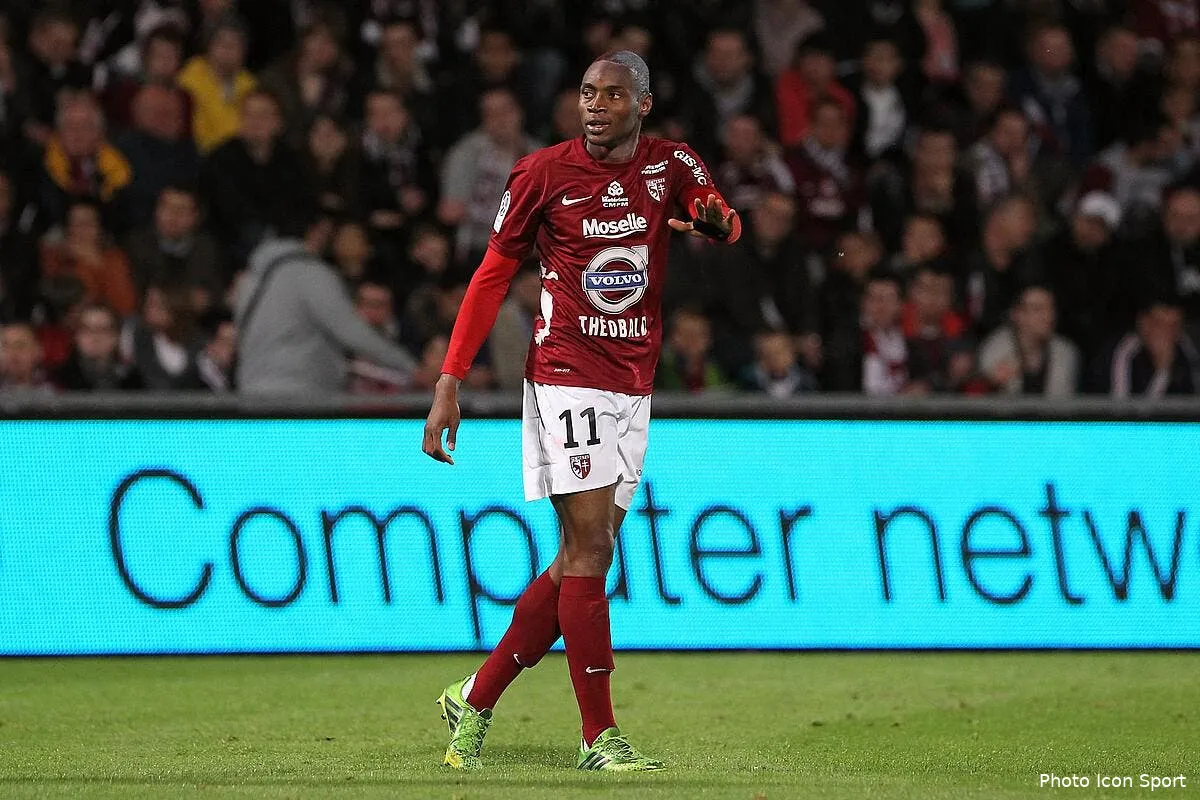 une cible de l om bientot en turquie iconsport mrv 090514 04 5486891