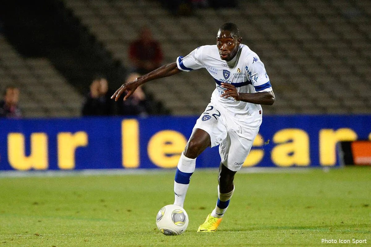 une deuxieme recrue pour bastia iconsport por 240813 08 4073733