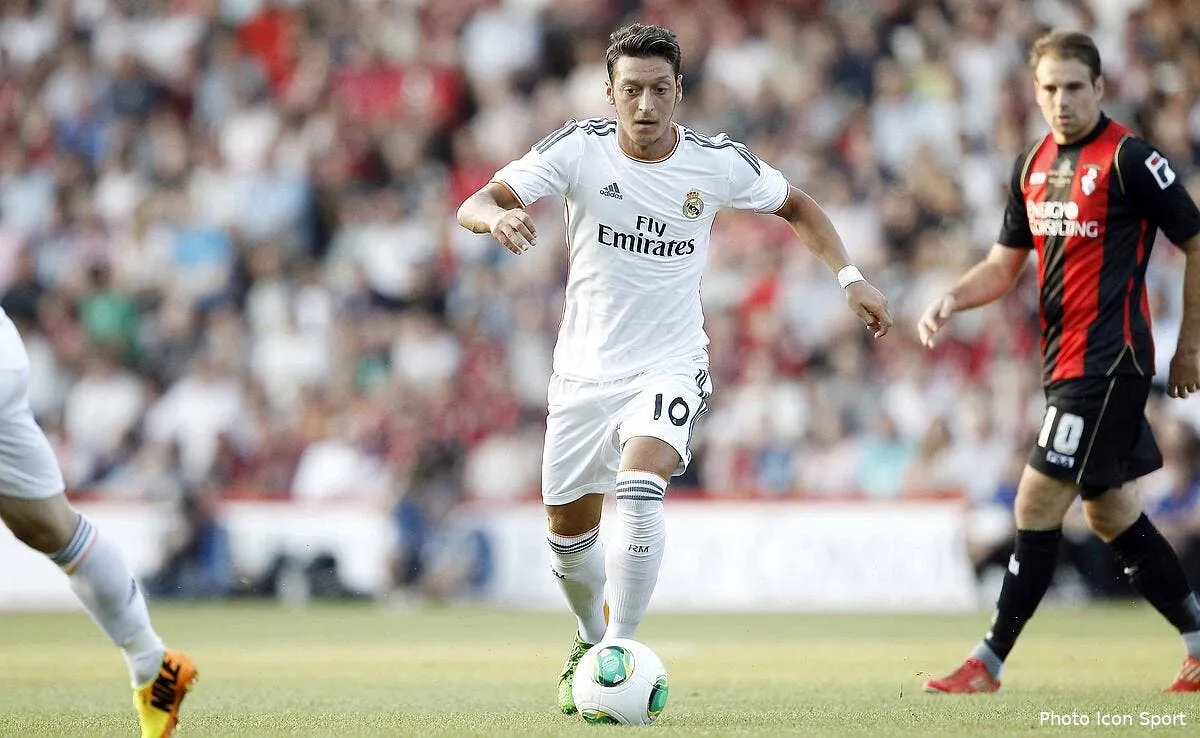 une enorme surenchere du psg pour ozil iconsport mar 210713 01 0764691