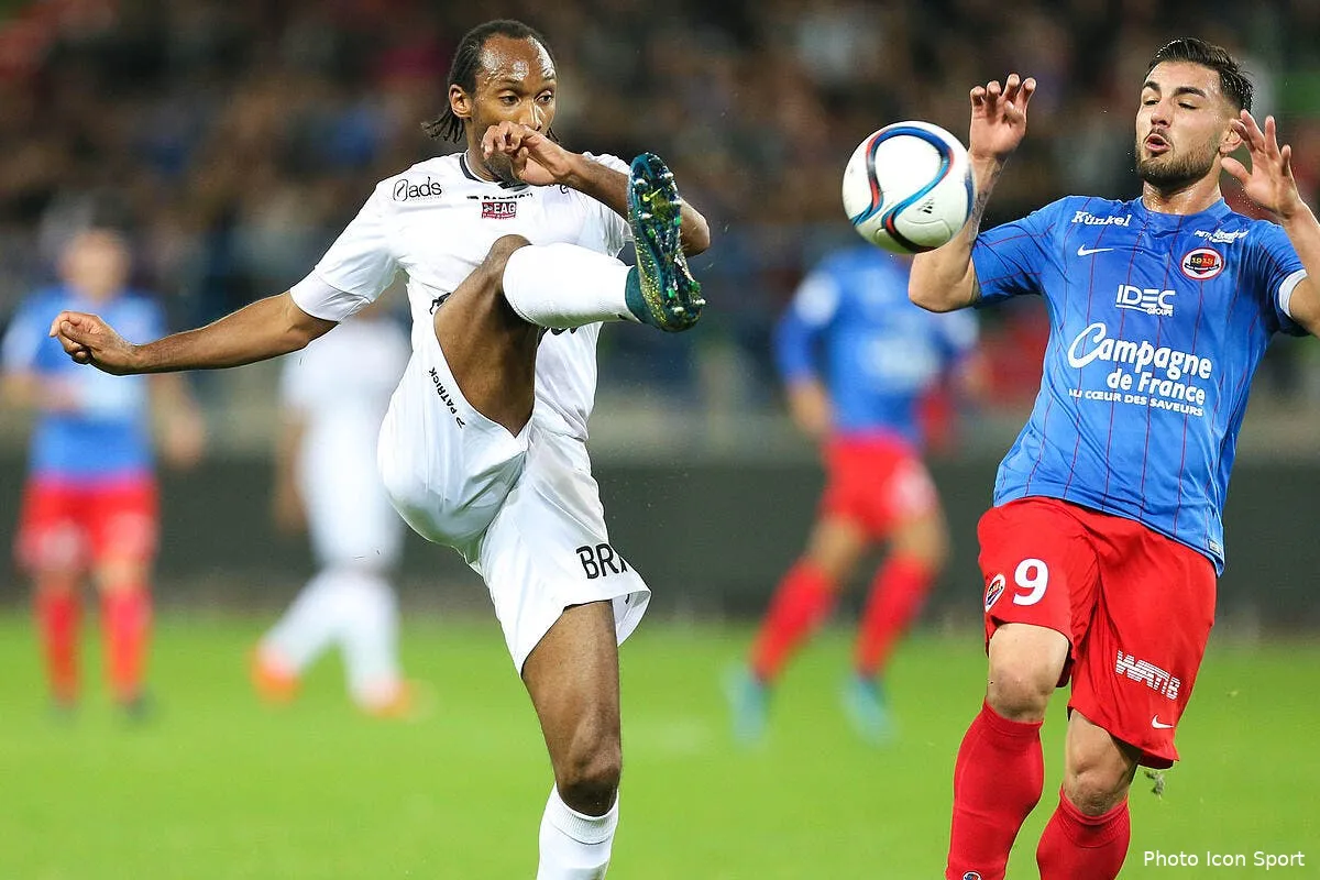 une erreur qui coute cher a guingamp iconsport vmi 071115 01 05125013