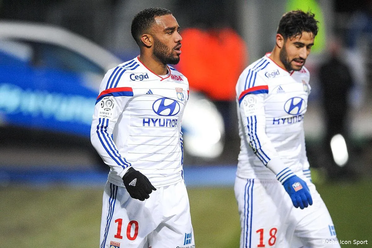 une info sur le maillot de l ol 2015 2016 devoilee iconsport jpt 220215 08 06106613