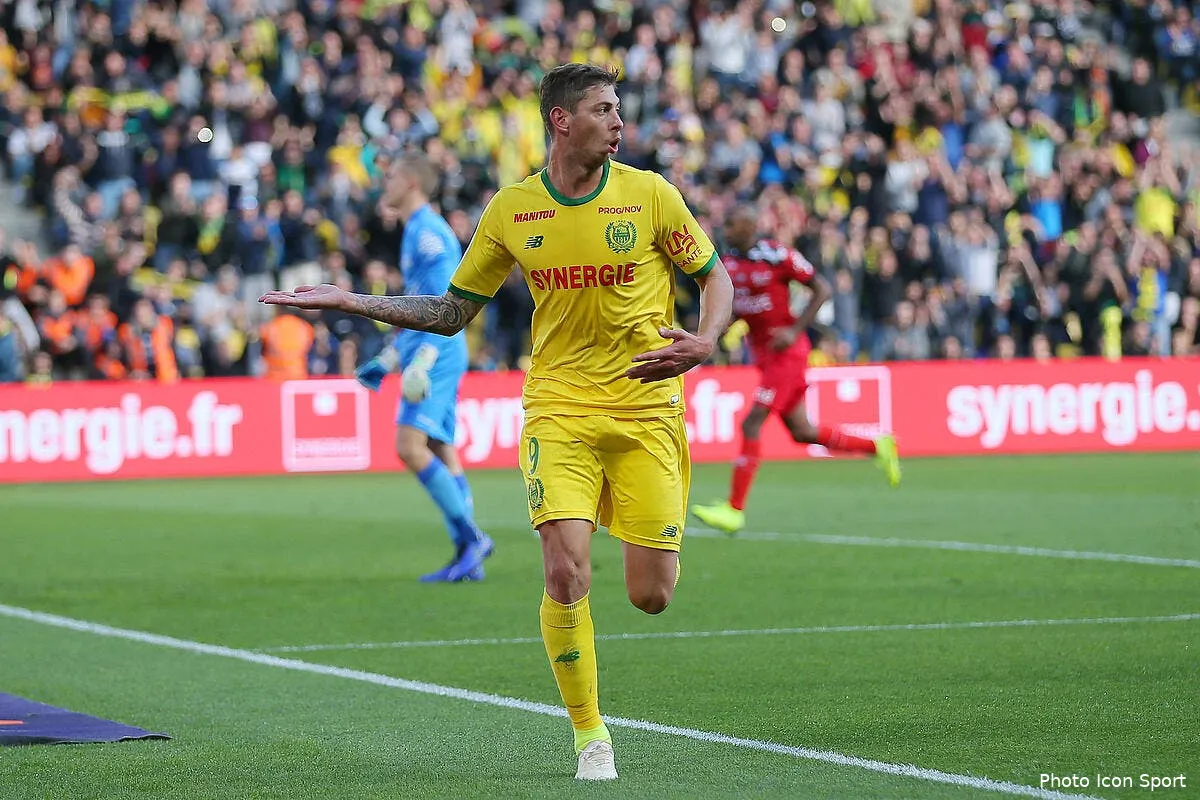 une manita pour nantes qui enfonce guingamp icon vmi 041118 05 04235239