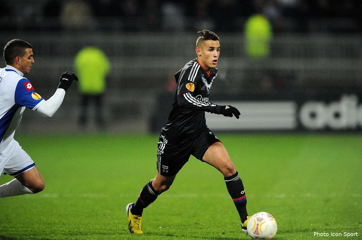 une pepite de l ol ne veut plus repartir en cfa iconsport jpt 061212 05 4964201