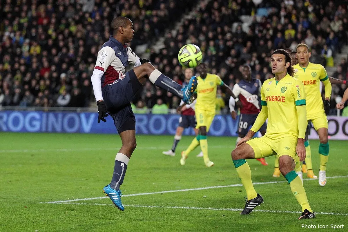 une sanction et un calin bordeaux n accable pas rolan iconsport vmi 131214 55 5399367