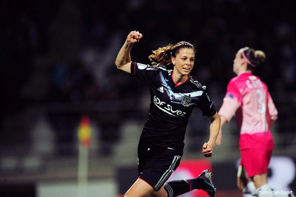 une star de l ol veut faire venir ibrahimovic iconsport jpt 130413 01 0157835