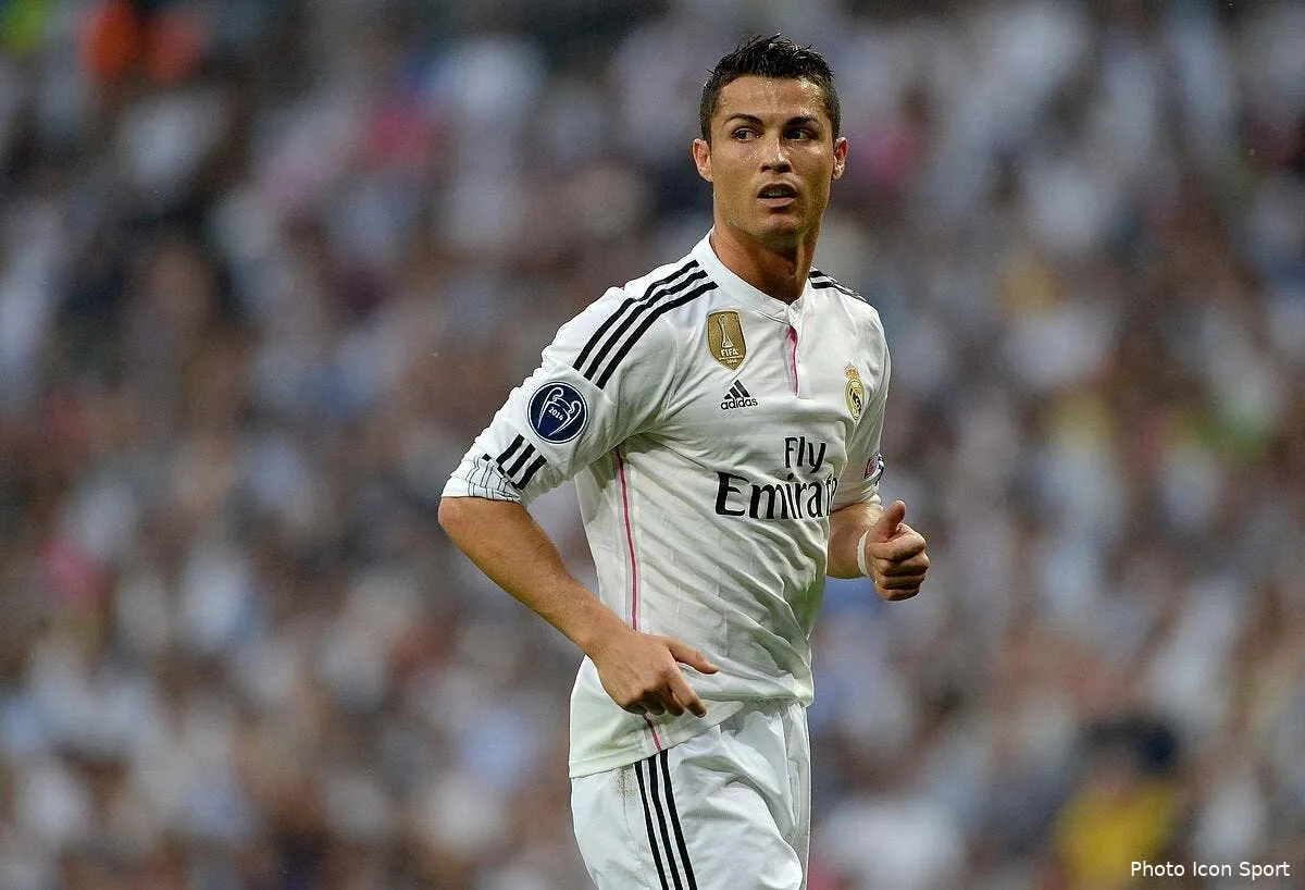 une surrealiste offre a 125 me du psg pour cristiano ronaldo iconsport liv 130515 61 16111893