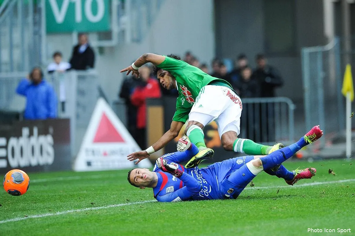 une victime de brandao reconnait son sens du combat iconsport jpt 060414 01 0580345