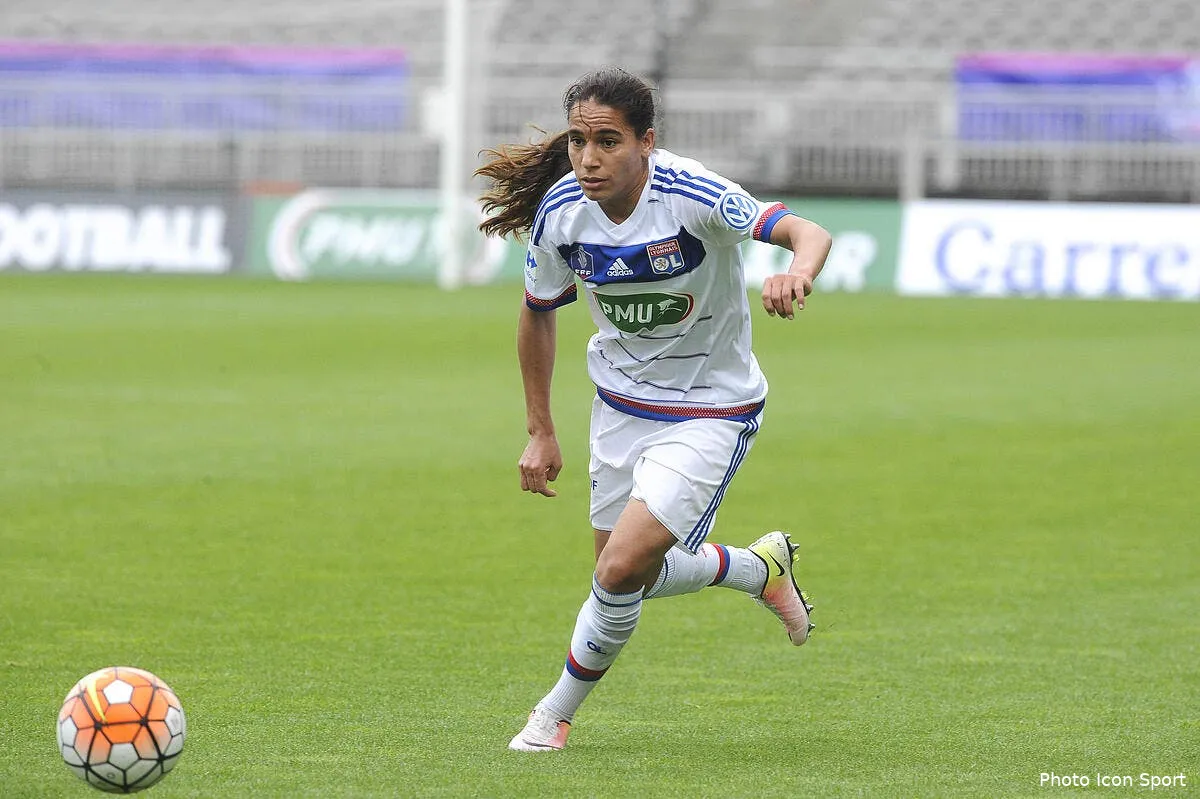 unfp majri meilleure joueuse de d1 iconsport jpt 170416 05 93142328