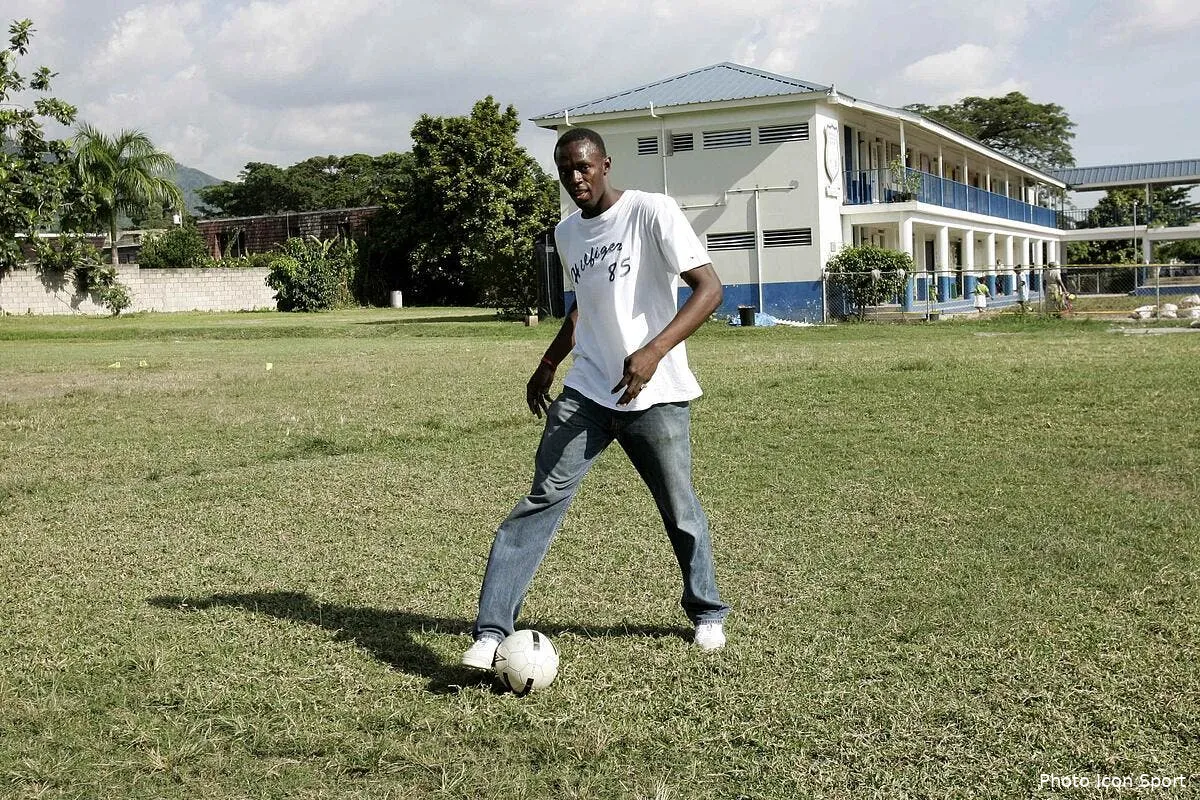 usain bolt repete qu il pense a devenir footballeur pro iconsport jir 191007 59 2441352