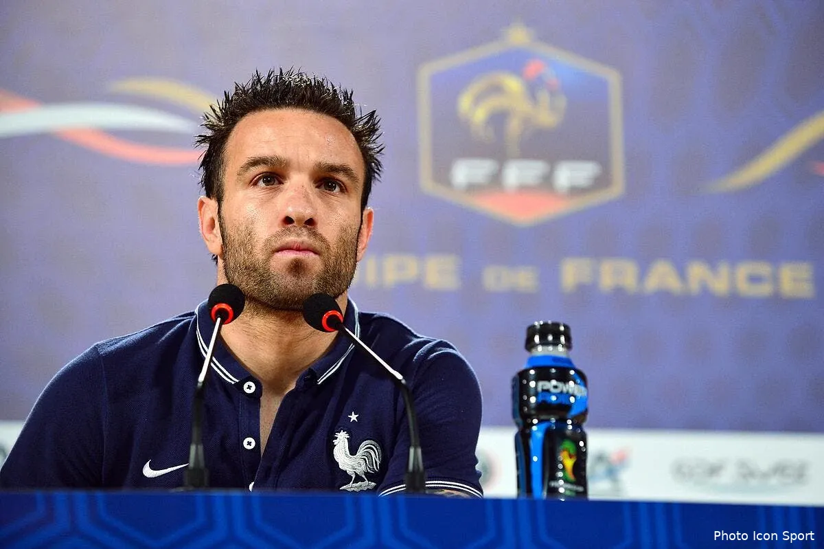 valbuena fait deja vendre des maillots a l ol iconsport win 230614 05 13117969