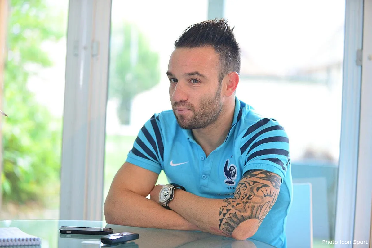valbuena ne voit aucun probleme a faire l euro avec benzema iconsport win 051015 32 31130201