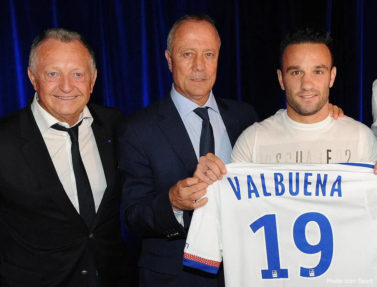 valbuena sanctionne comme benzema lacombe y croit iconsport jpt 110815 01 01139694